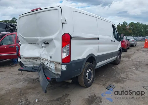 2023 Ford Transit-250 z USA, uszkodzony, nr VIN 1FTBR1Y85PKA87634